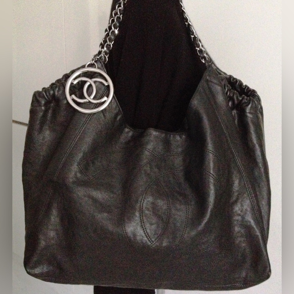 CHANEL Coco Cabas Hobo Tote